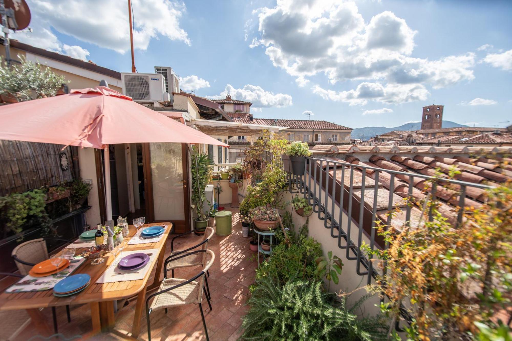 Residenza Al Pavone Luxury With Terrace Daire Lucca Dış mekan fotoğraf
